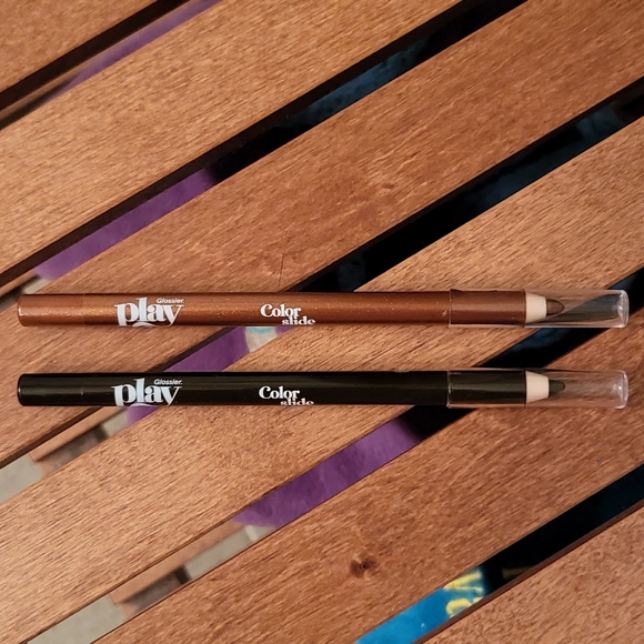 Glossier Other - NEW GLOSSIER PLAY COLORSLIDE TECHNOGEL EYE PENCIL - Brack